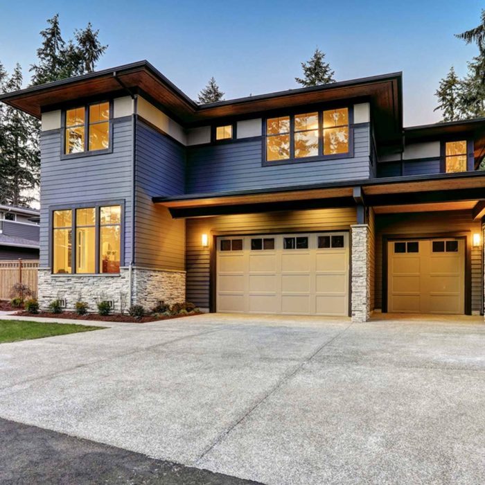 Craftsman picking thespruce Exterior Home Color Consultation A Guide